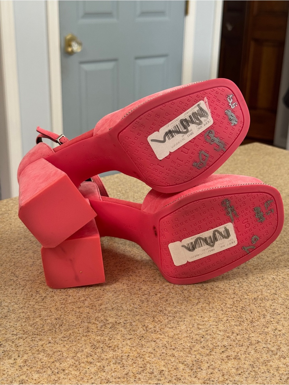 Gianni Bini Otten Pink Suede Ankle Strap Platform Heels 6.5 Fabric Zip - Picture 9 of 12